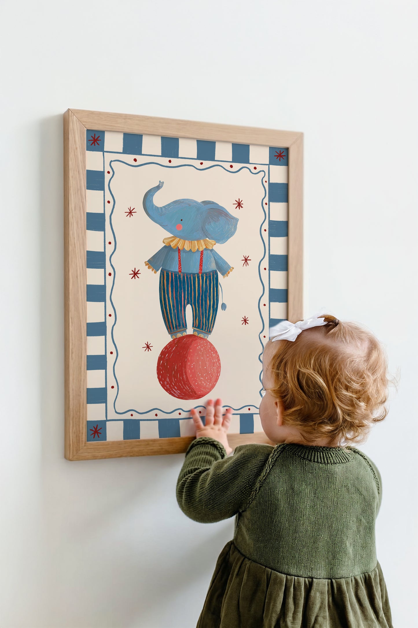 Circus Dreams_ Mavi Fil Posteri