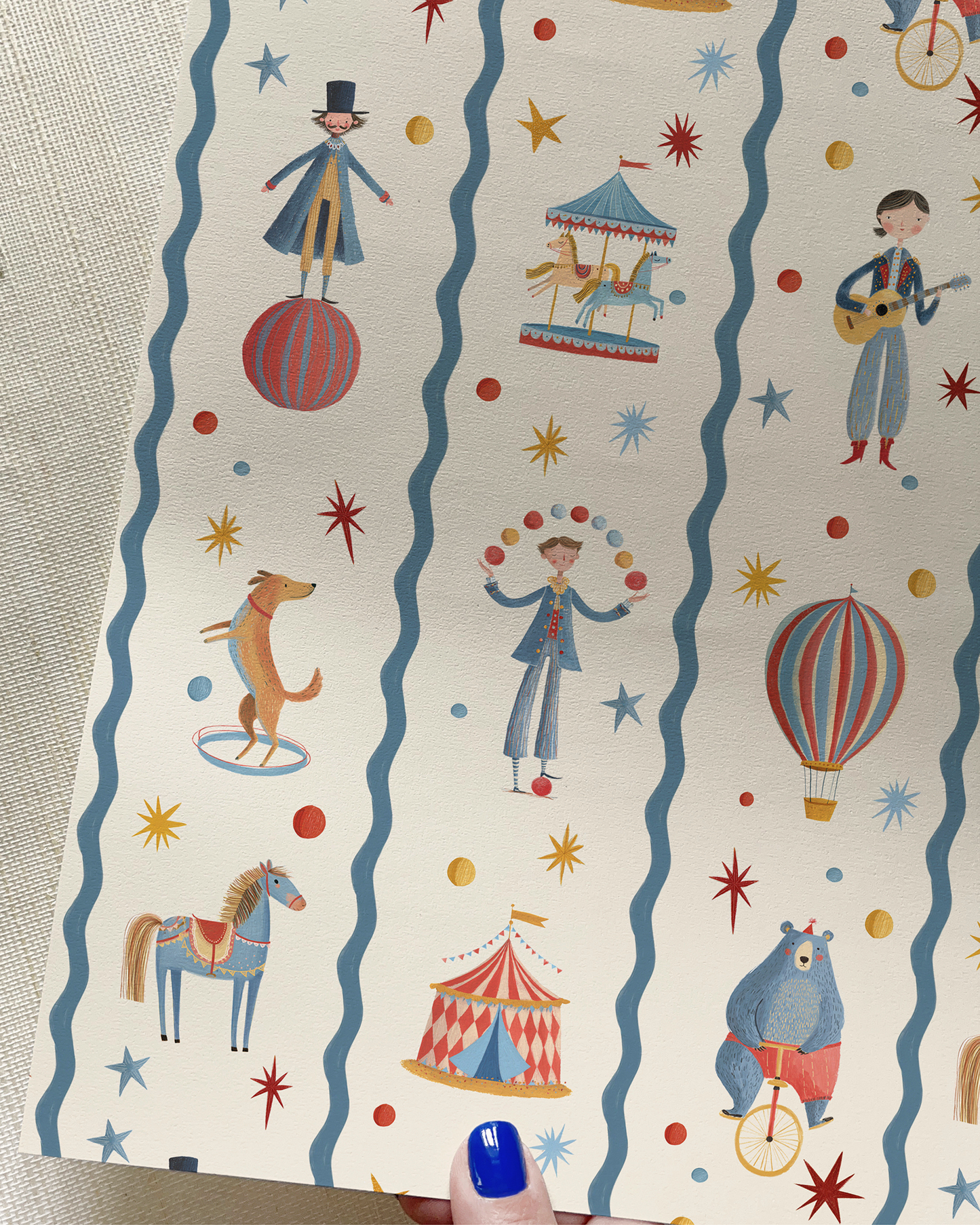 Minik Sirk Dünyası Duvar Kağıdı